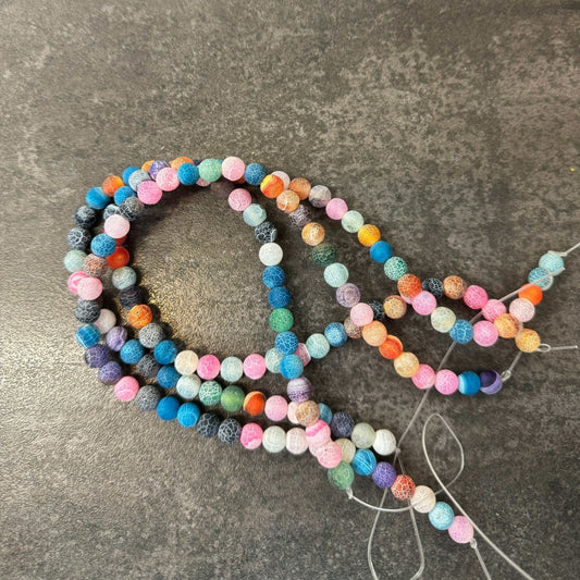 Achát barevný praskaný 8mm (45ks) - sicipotreby