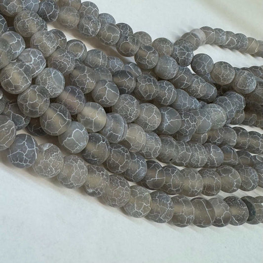 Achát šedý praskaný 8mm (45ks) - sicipotreby